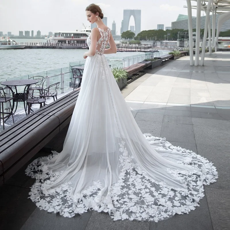 2023 Chic Bridal Beach Style See Through Back Applique Cutout Train Chiffon Bridal Wedding Dresses