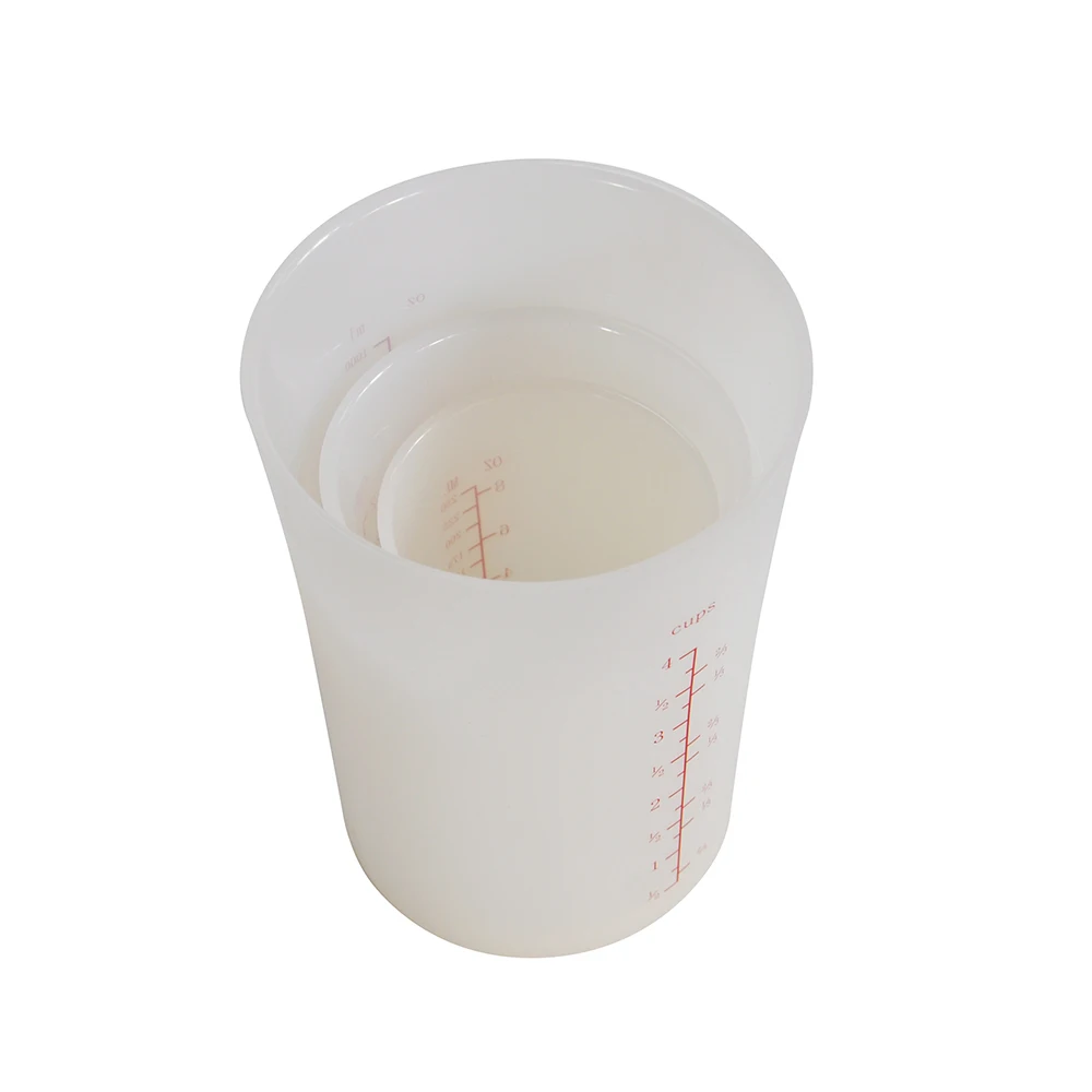 Food safe grade 3 piece silicone  measuring cup set with lids silicone mixing cup set with lids