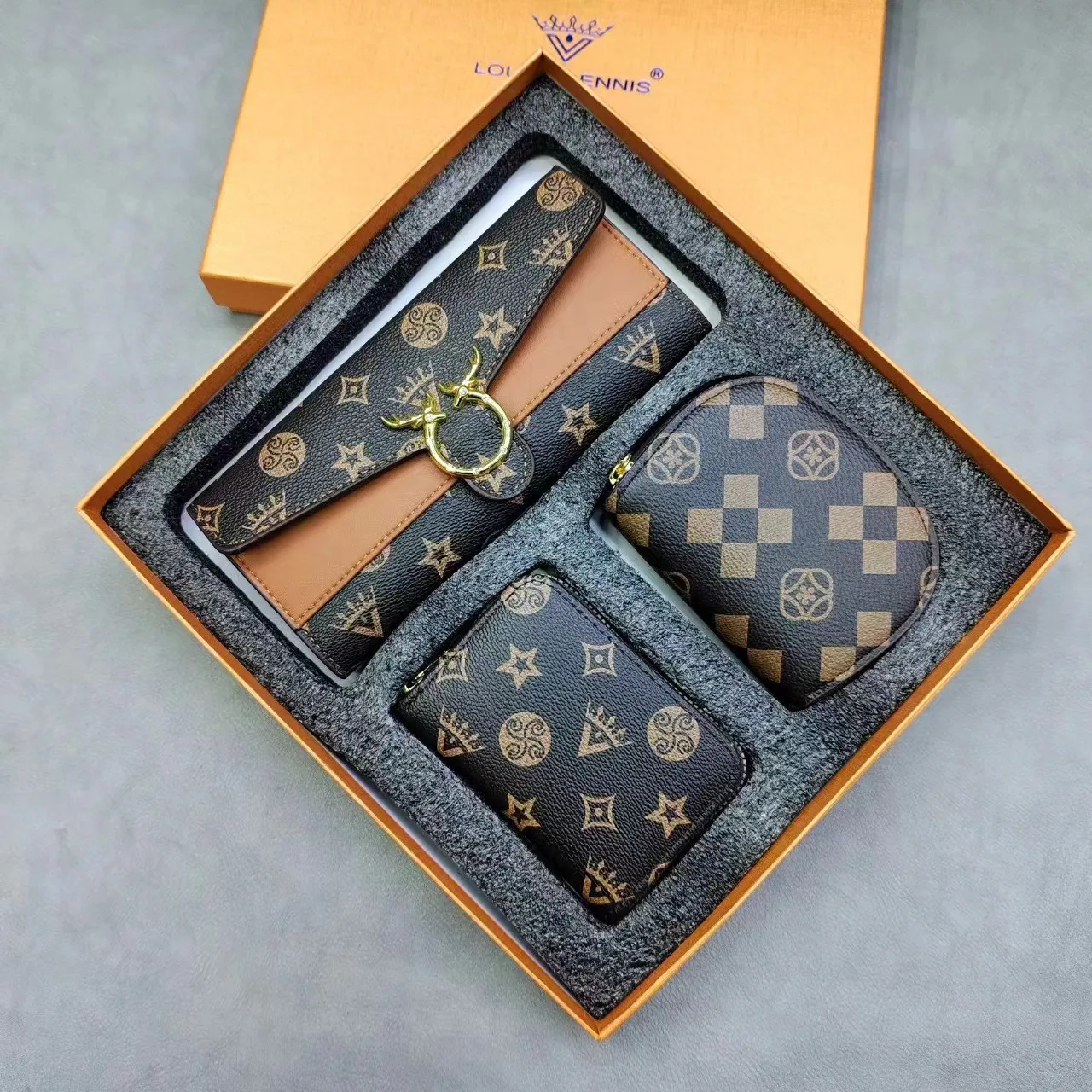 2024 новый популярный модный кошелек из трех предметов, Подарочная коробка с кошельком, сумка для карт, коробка, мужская и женская ручная сумка