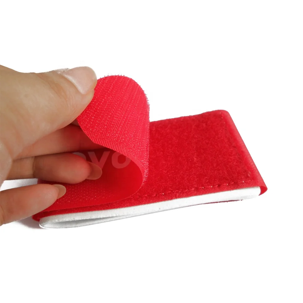 
Adjustable Size Nylon Hook And Loop Ski Strap With EVA Foam Pad 