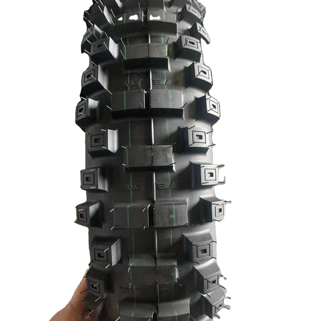 Fabricant chinois de pneus de moto hors route en caoutchouc 110/100-18 110/90-19 100/90-19 140/80-18 120/100-18 100/90-18