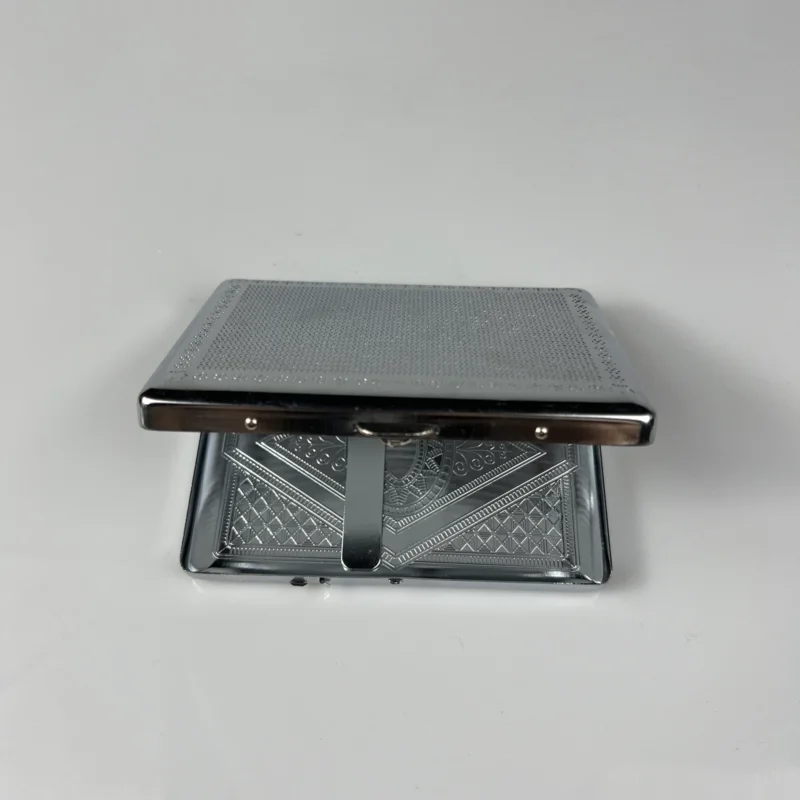 Metal creative square stainless steel Portable exquisite Embossing custom cigarette case