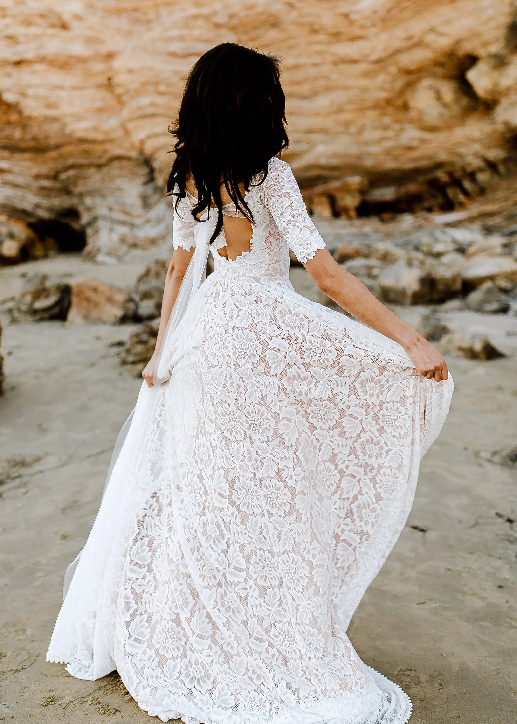 Boho Lace Wedding Dress Short Sleeve Open Back Romantic Bohemian Bridal Dress vestidos de novia