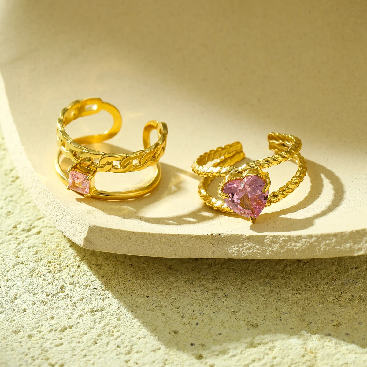 Pink Heart Diamond Chunky Pvd Gold Plated Rings Women Stainless Steel Non Tarnish Adjustable Open Twisted Chain Design Rings