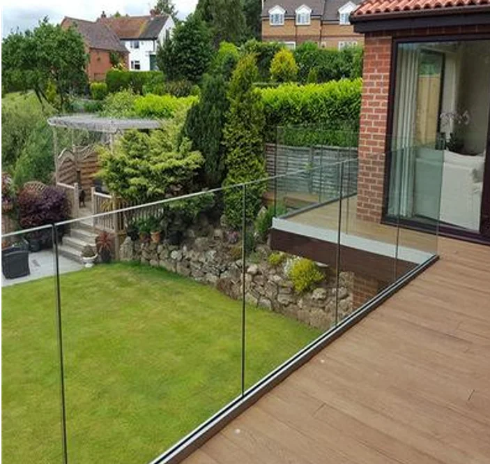 Frameless Balcony Glass Balustrade  Deck Glass Rails External Guardrail  for Aisles Porch
