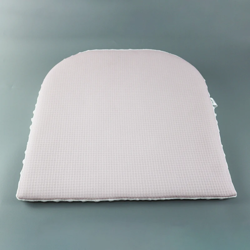Both sides can be used for baby anti-vomiting nursing pillow baby lying feeding device exhaust pillow head training ramp pillow
