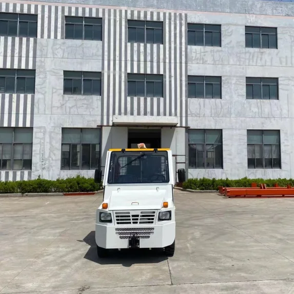 Aviation Airport Baggage Towing Tractor Diesel Electric Optional 2 Ton 2.5 Ton 3 Ton Aircraft Tow Tractor