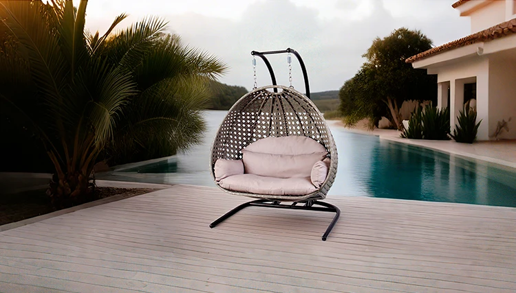 09_outdoor_swing_chair.jpg
