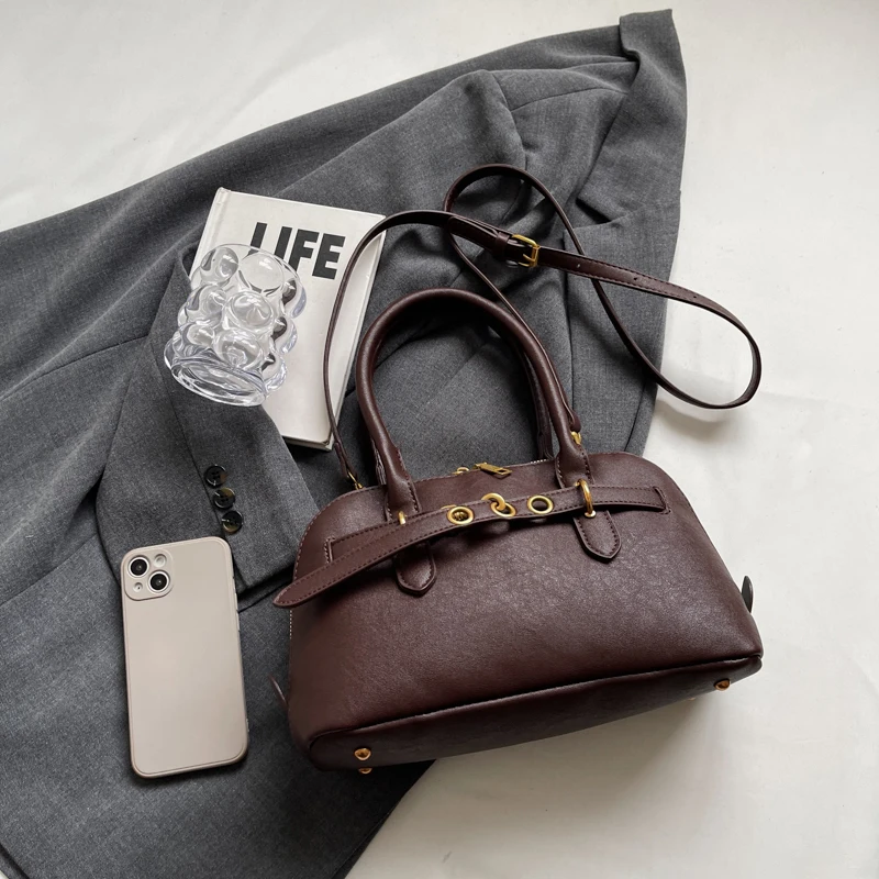 Internet celebrity  same retro all-match handbag new shoulder armpit crossbody bag