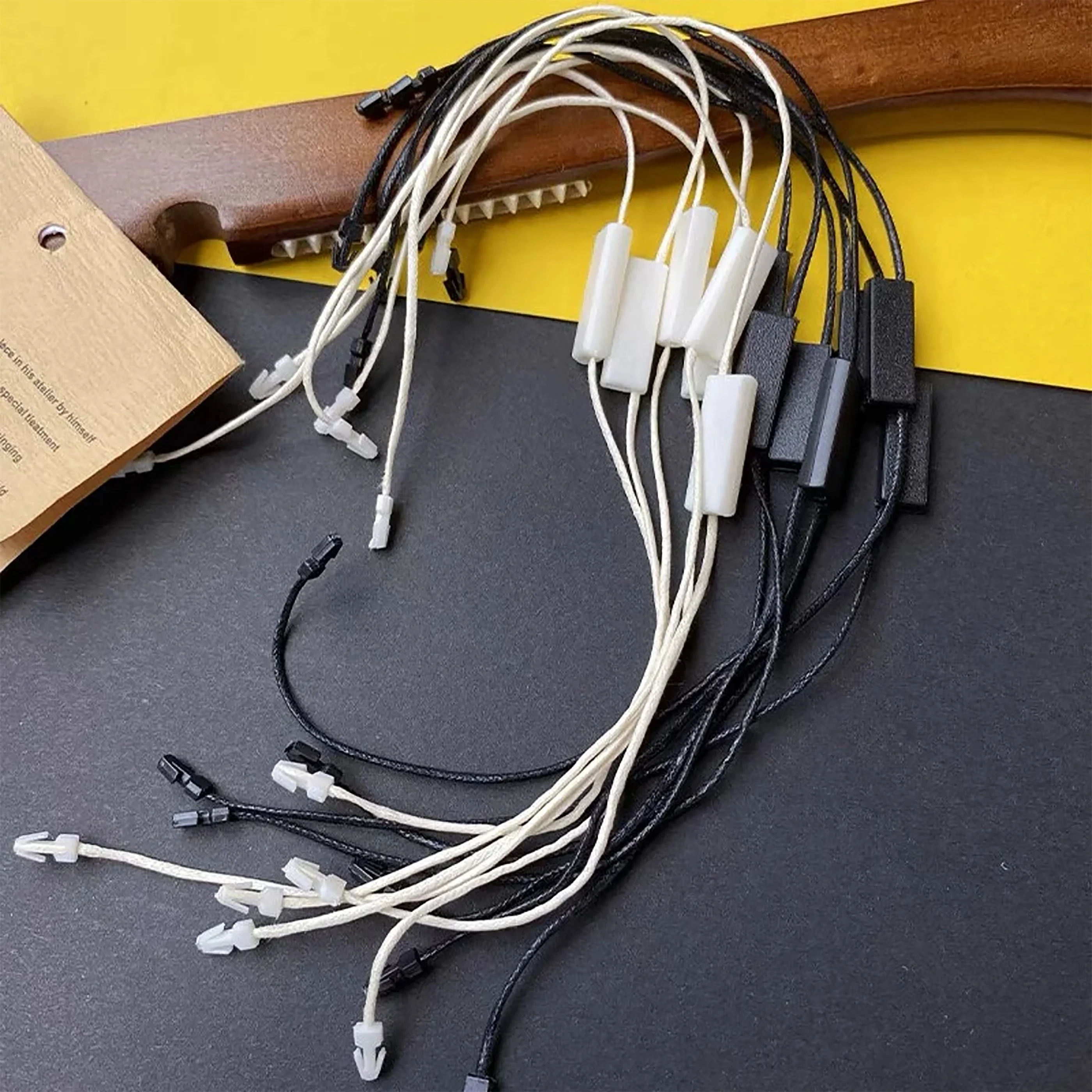 Custom Clothing Accessories Private Logo Shape Black String Hang tag Paper tag String for Garment Tags