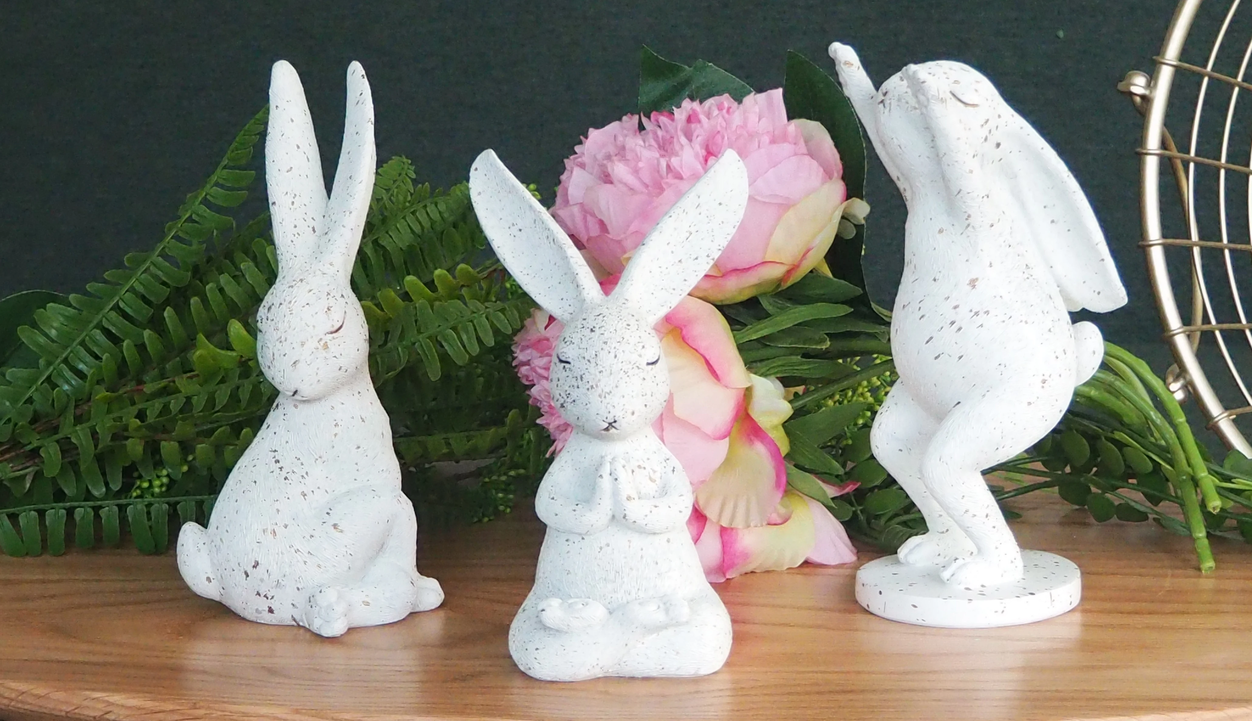 Toy Animal Home Decor Room Decor Items Rabbit Statue Sculpture Polyresin Yoga Rabbit Animal Sculpture Resin Crafts