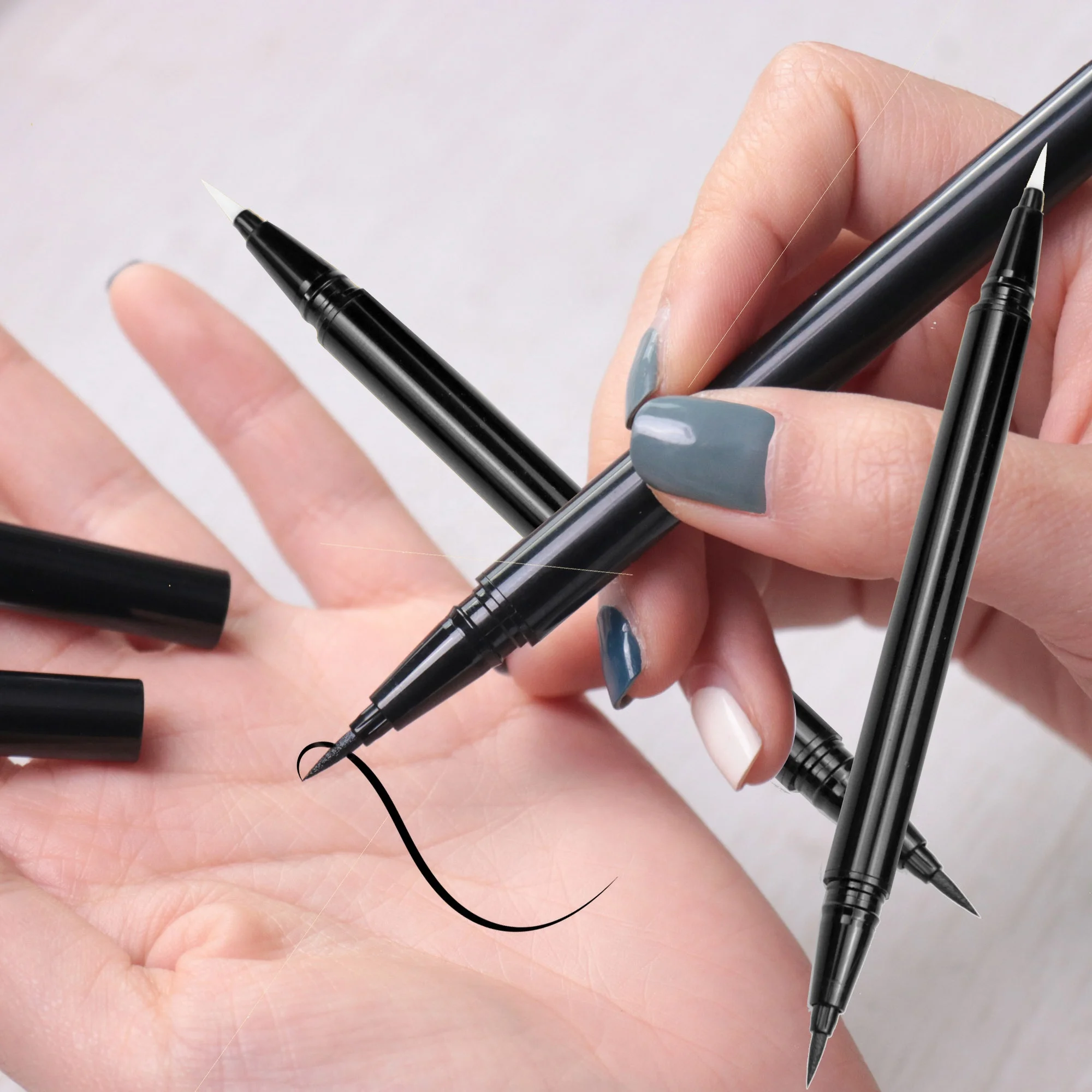 Black Clear Eyelash Glue Pen Wholesale Eye Liner Glue Pen Waterproof 2-In-1 Colorful Lash Adhesive Glue Pen For Eyelashes