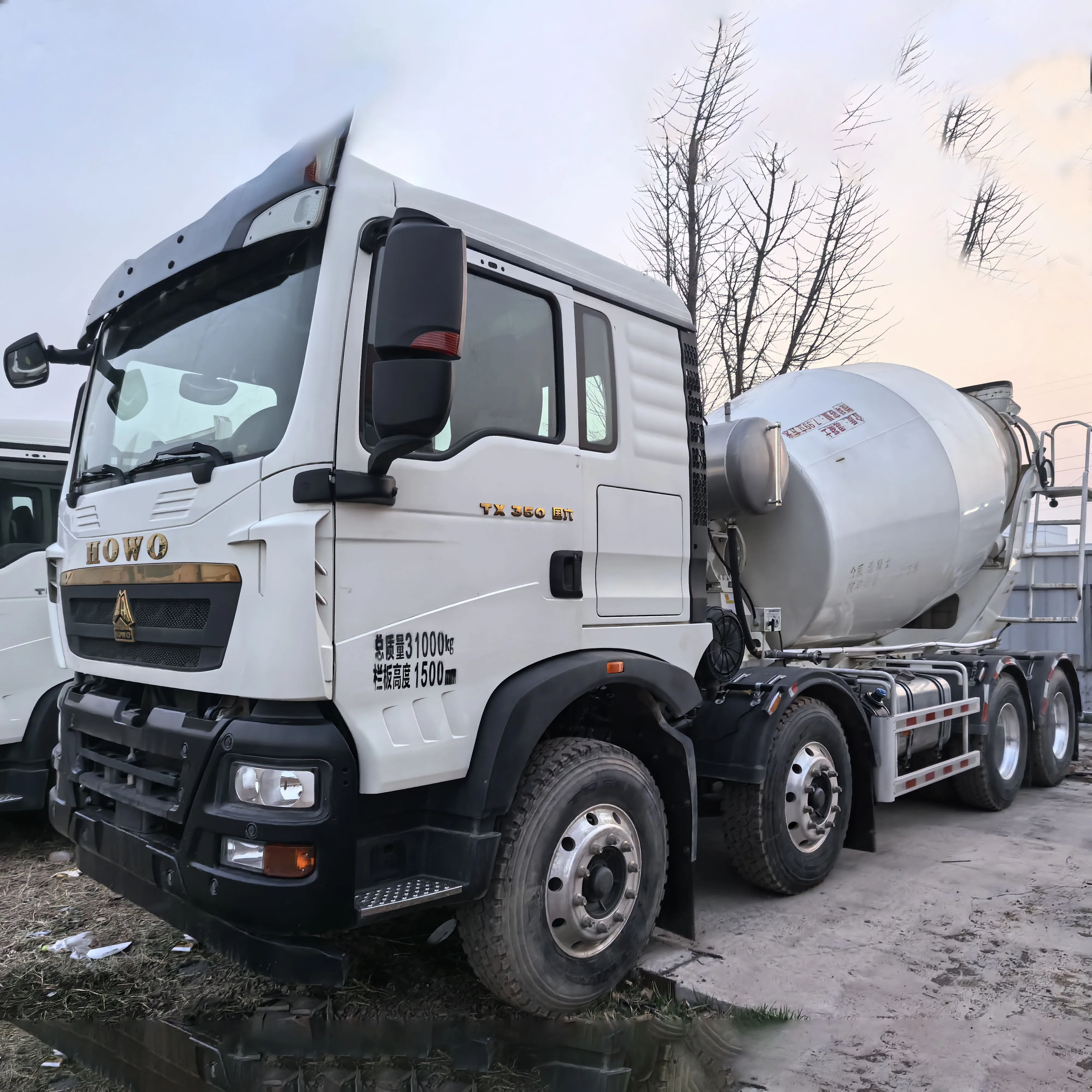 2023 2024 новый дизайн Howo TX самозагружается 8x4 12 колес 10 кубических Бетономешалка