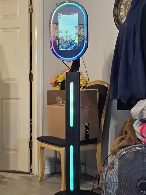 Black And White Color Optional 13.3Inch Mirror Photo Booth With HD Camera USA Warehouse Stock Available