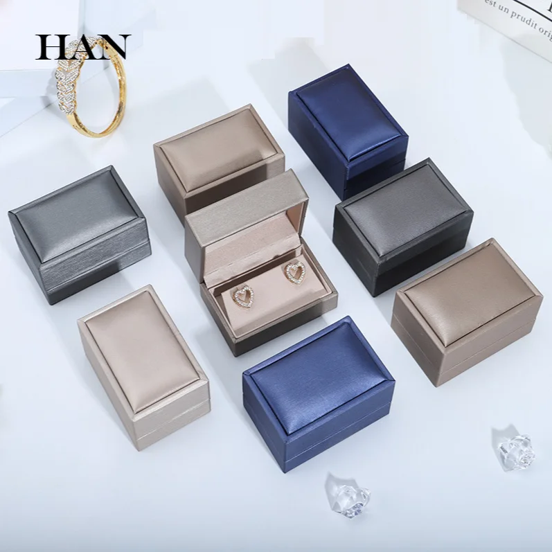 2022  high quality logo customizable pu leather  jewelry box stud earring box