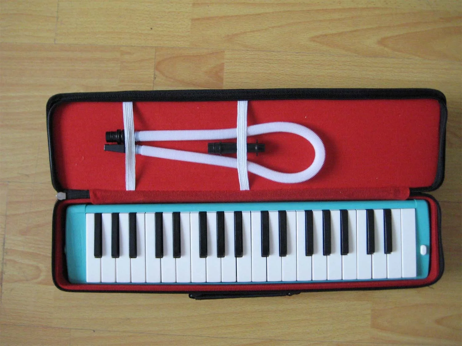 Accept OEM Cheap High Quality 37 Keys Melodica JYML037