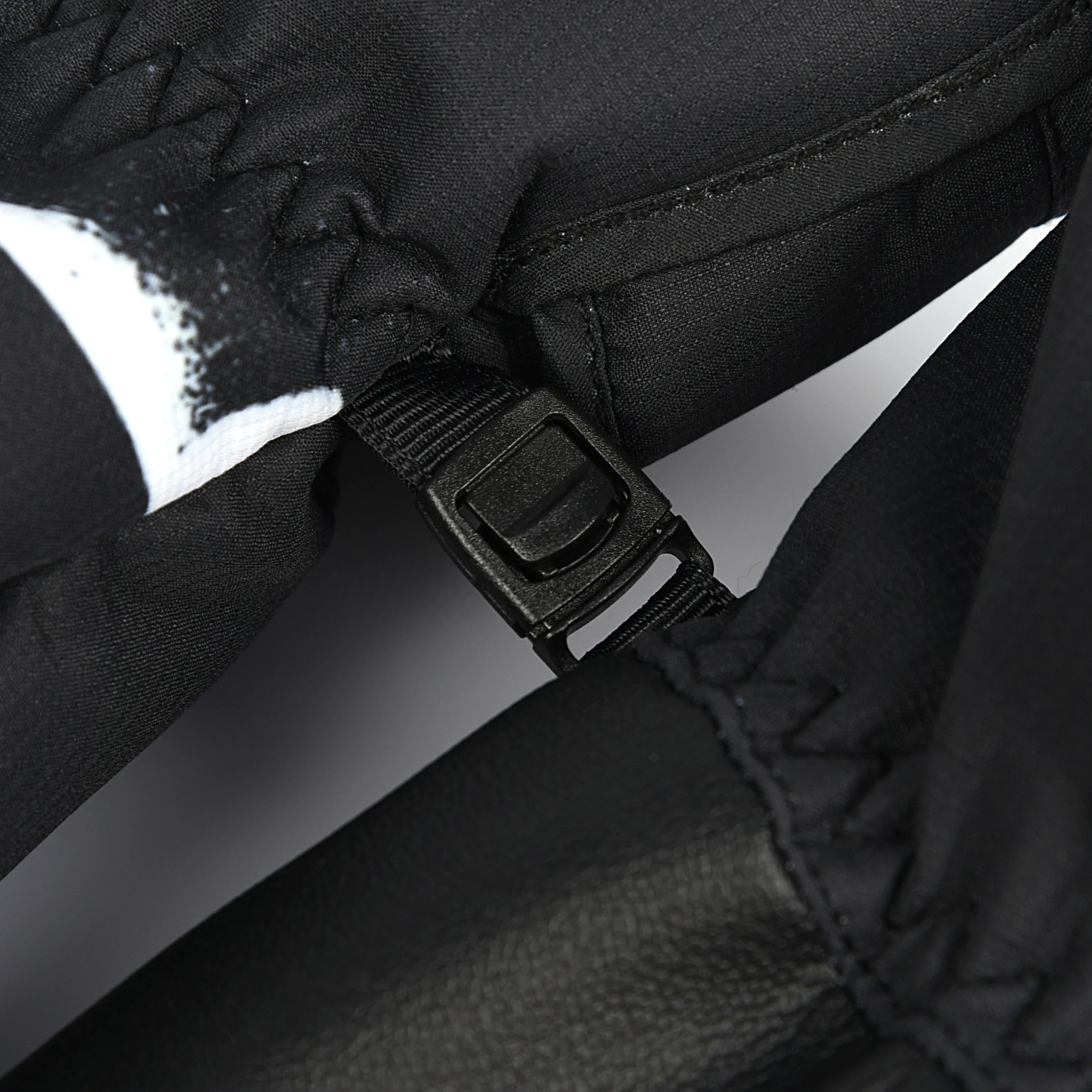 Ski Gloves Waterproof Winter Warm Snowboard Mittens with 3M Thinsulate for Men Women Thermal Windproof Snow Mittens