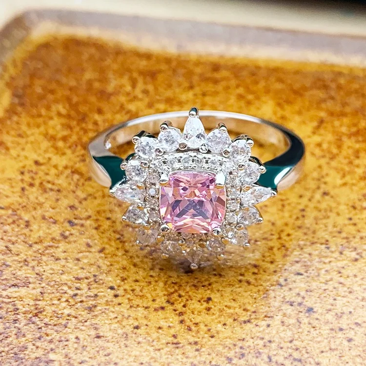 Women High Quality Sterling Silver 925 Ring with Fancy Cubic Zircon Flower Shape for Engagement