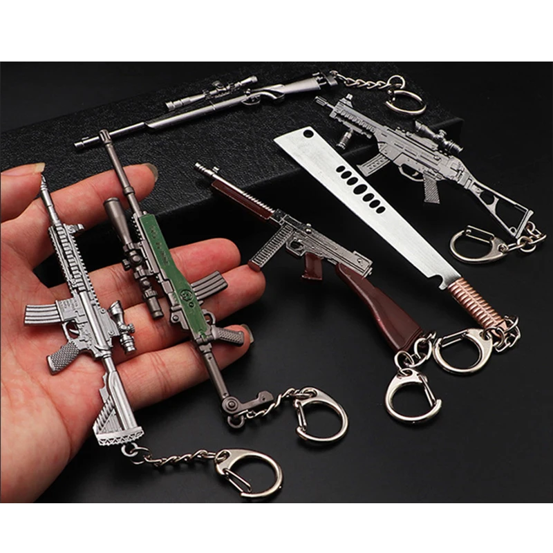 High Quality Metal Zinc Alloy Decoration Decor Pendant Weapon Model Key Chains Toys Gun Keychains for Boys