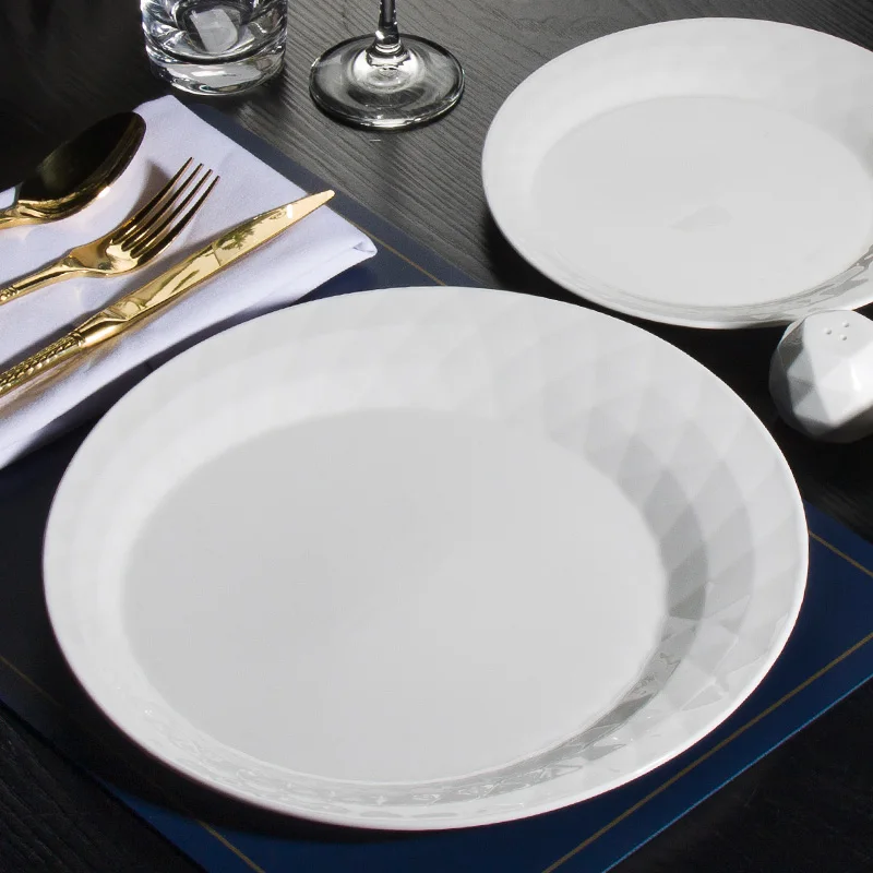 Elegant White Ceramic Catering Dishes Set Dinnerware Luxury Embossed Diamond Rimmed Porcelain Dinner Plates Set for Hotel Rest