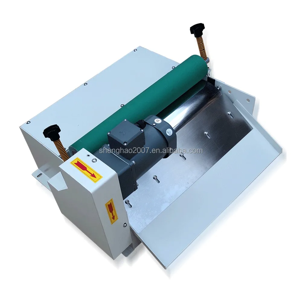 Машина серого цвета CNC машина Промышленные магнитные сепараторы