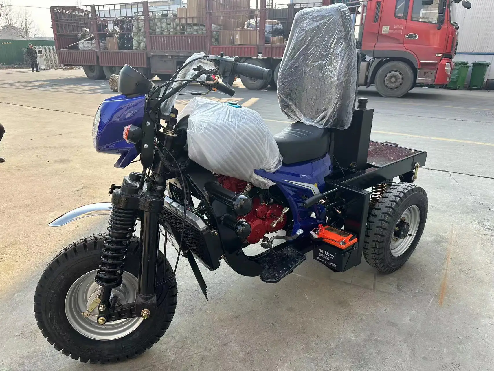 Heavy Loading Capacity Mining Three Wheeler Tricycle  Tractor Puller 3 Wheel Cargo Tricycle Motorcycle Pulling Ore for the Mine