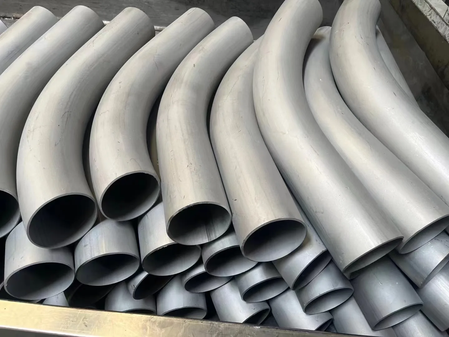 Stainless Steel  304 Pipe Fittings 90 Degree CLR Sweeping Bend with Straight End