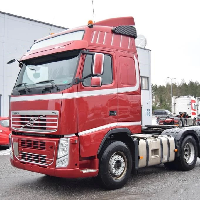 Head Tractor Semi Trailer Truck VOLVO TRUCK