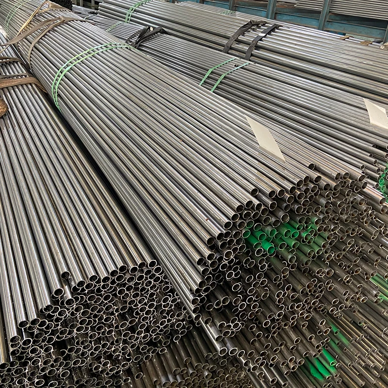Hot Selling API 5CT Seamless Steel Pipes Casing Tubing and Carbon Steel  Precision Pipe for Oil and Gas