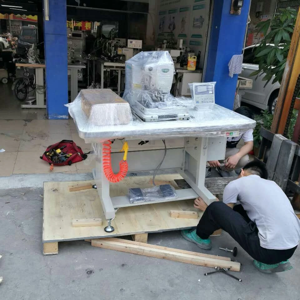 Gdb-9820 Electronic Industrial Eyelet Button Holer Sewing Machine