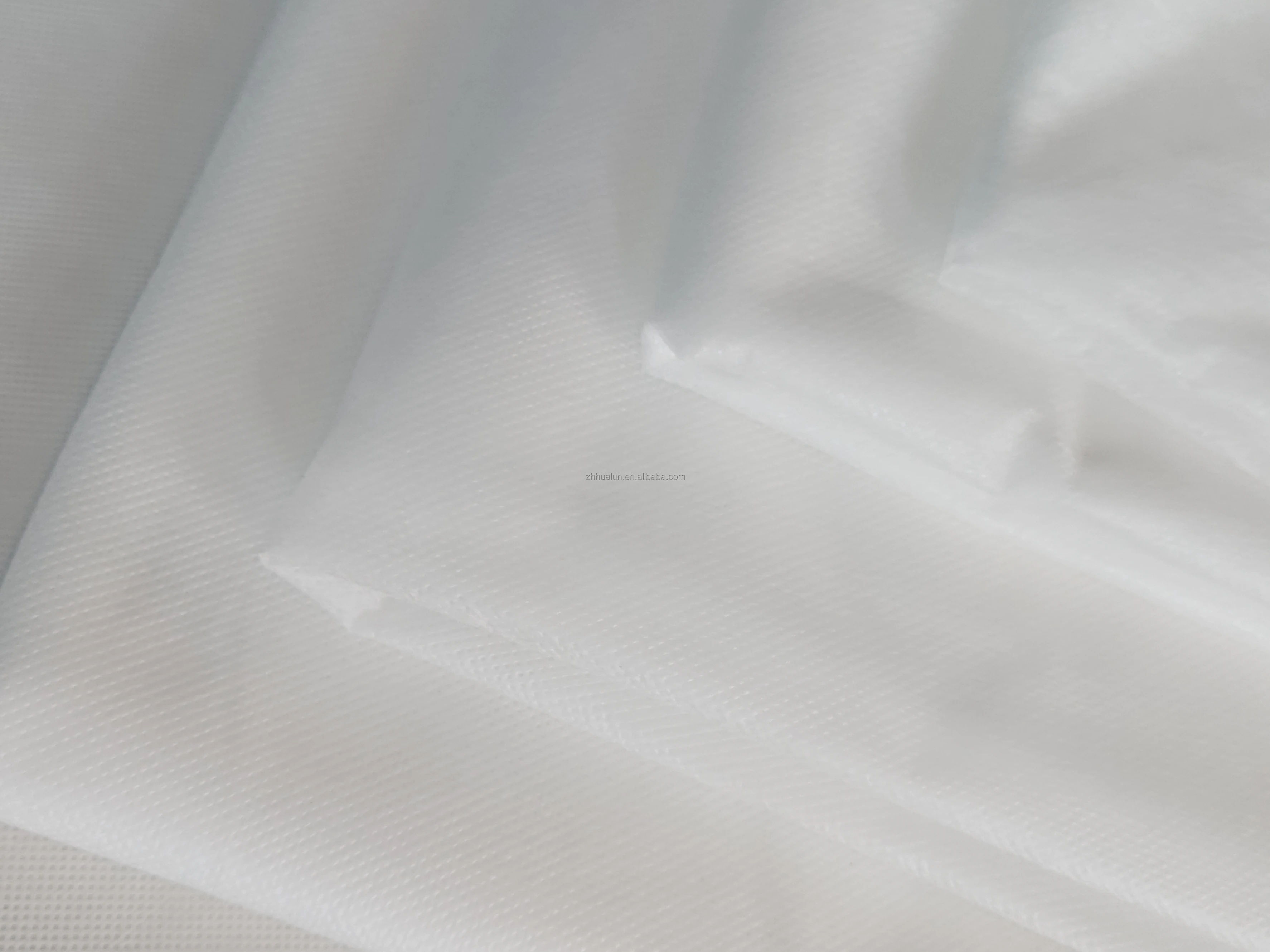 nonwoven disposable toilet seat cover use raw material spun-bonded fabric sustainable PP fabric for hotel use  toilet seat cover