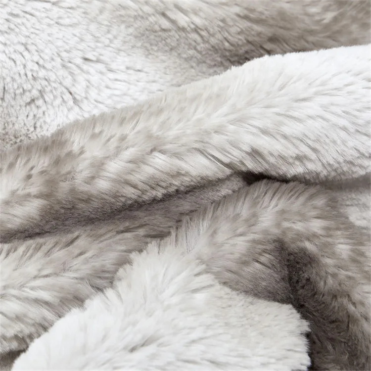 Wholesale Luxury winter Shag minky fluffy soft warm other polyester polar fleece Faux Fur blankets Throws for sofa home decor