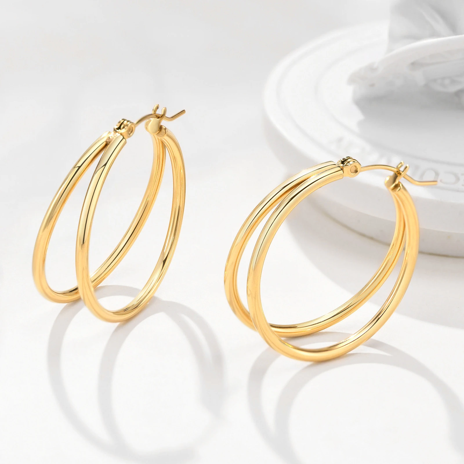 Trendy Jewelry 18K Gold Plated Hoop Earrings Jewelry Party Girls Stainless Steel Hollow Tube Hoop Earrings Women