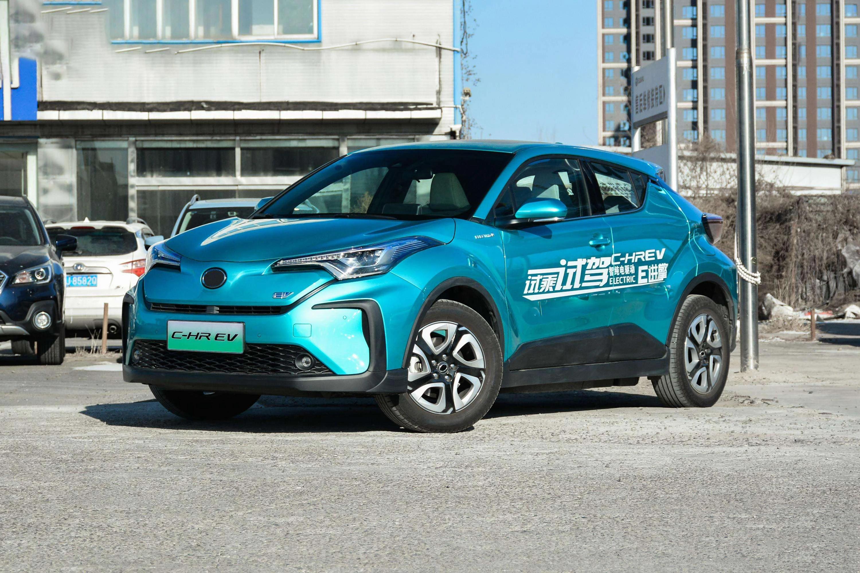 Sports vehicle intelligent luxury electric car PM2.5 filter CHR EV coupe SUV new autos with front rear parking radar