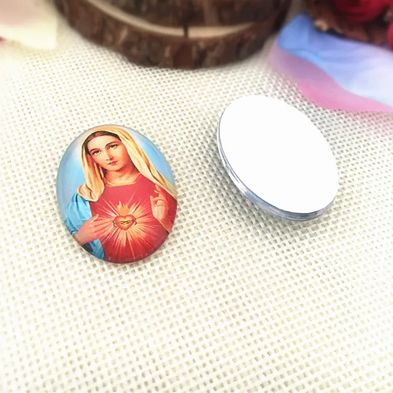 Оптовая продажа, недорогой магнит на холодильник из Овального стекла, Дева Мария, украшение, маленькие подарки, магниты на холодильник из эпоксидной смолы для домашнего декора
