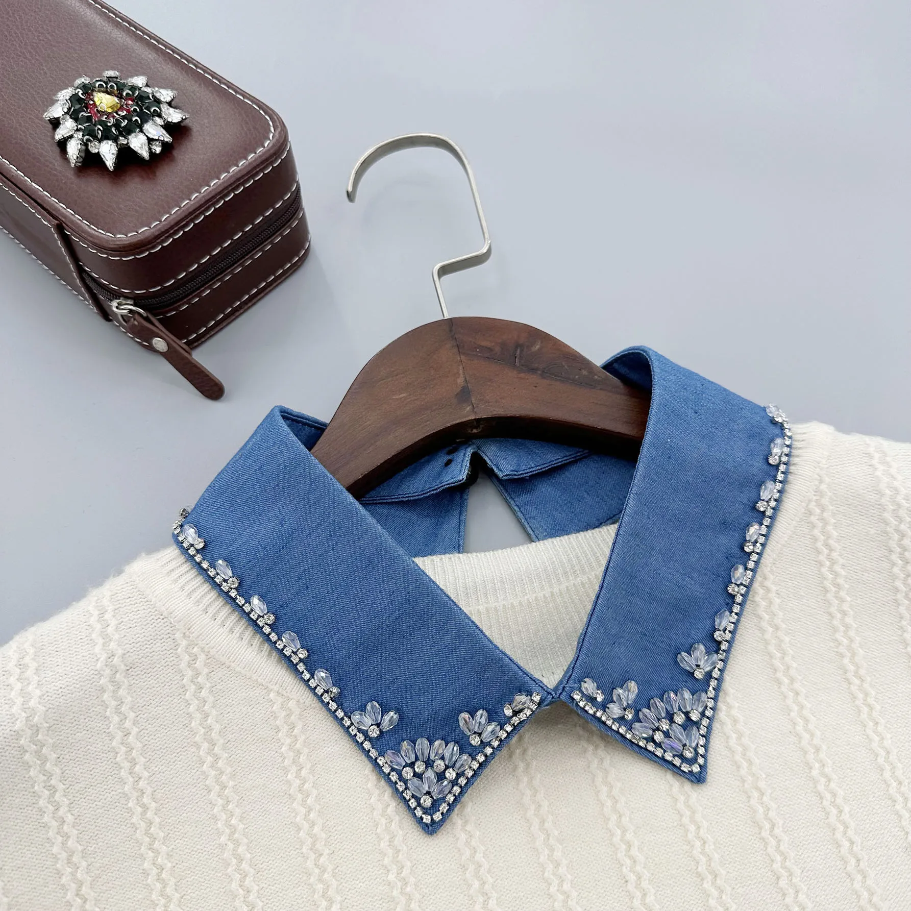 Factory Direct Sale Crystal Bead Embroidery Handmade Stone Detachable Fake Denim Collar For Women