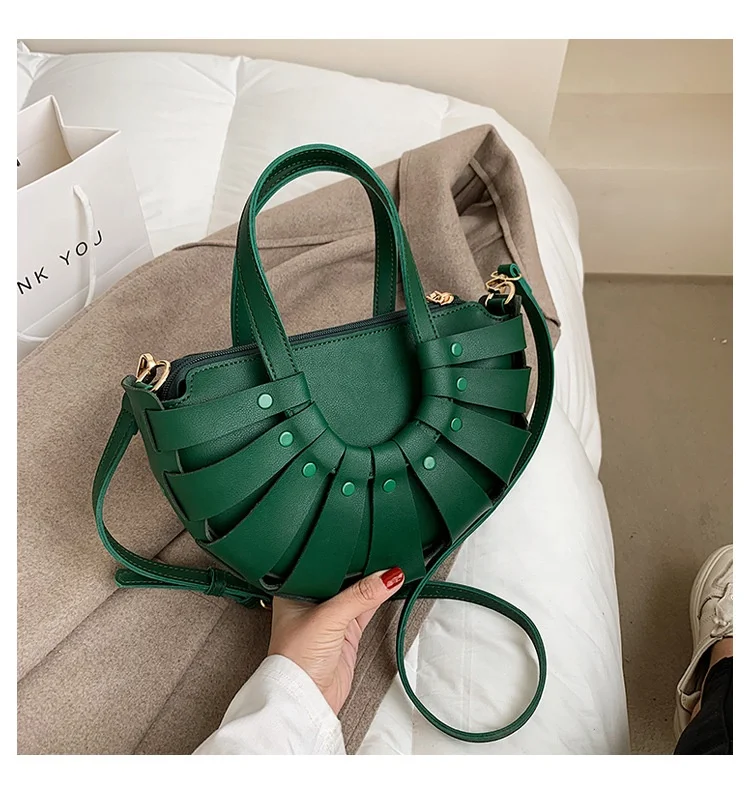 2021 fashion Korean version of large-capacity female bag personality shoulder bag woman retro messenger bag fan-shaped handbag