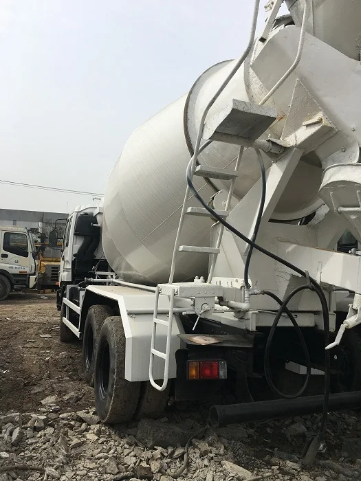  Б/у автобетономешалка isuzu оригинальная б/у