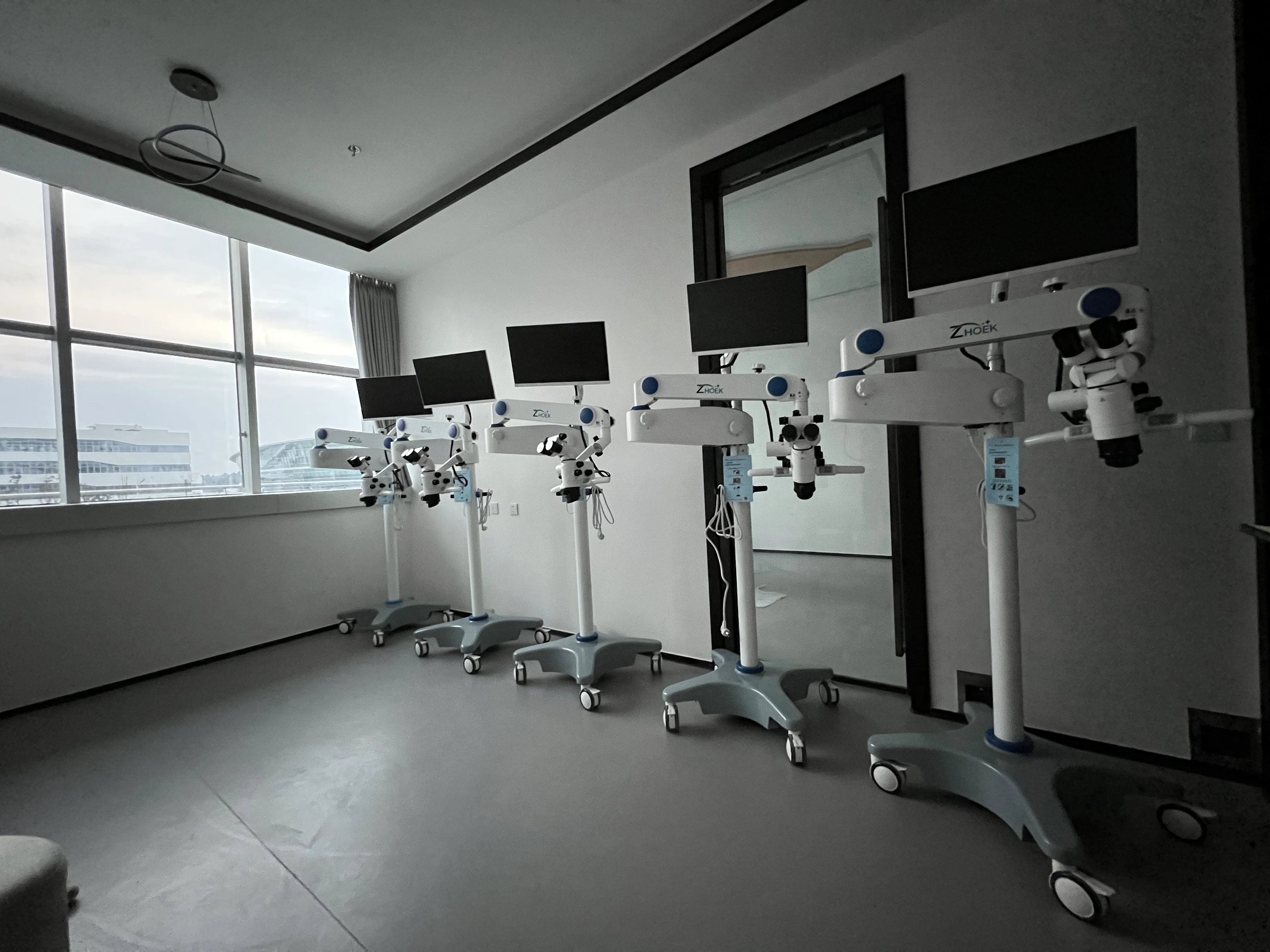 Dental Operating Microscope Surgical Microscope Dental Endodontic Microscope with Camera Interface