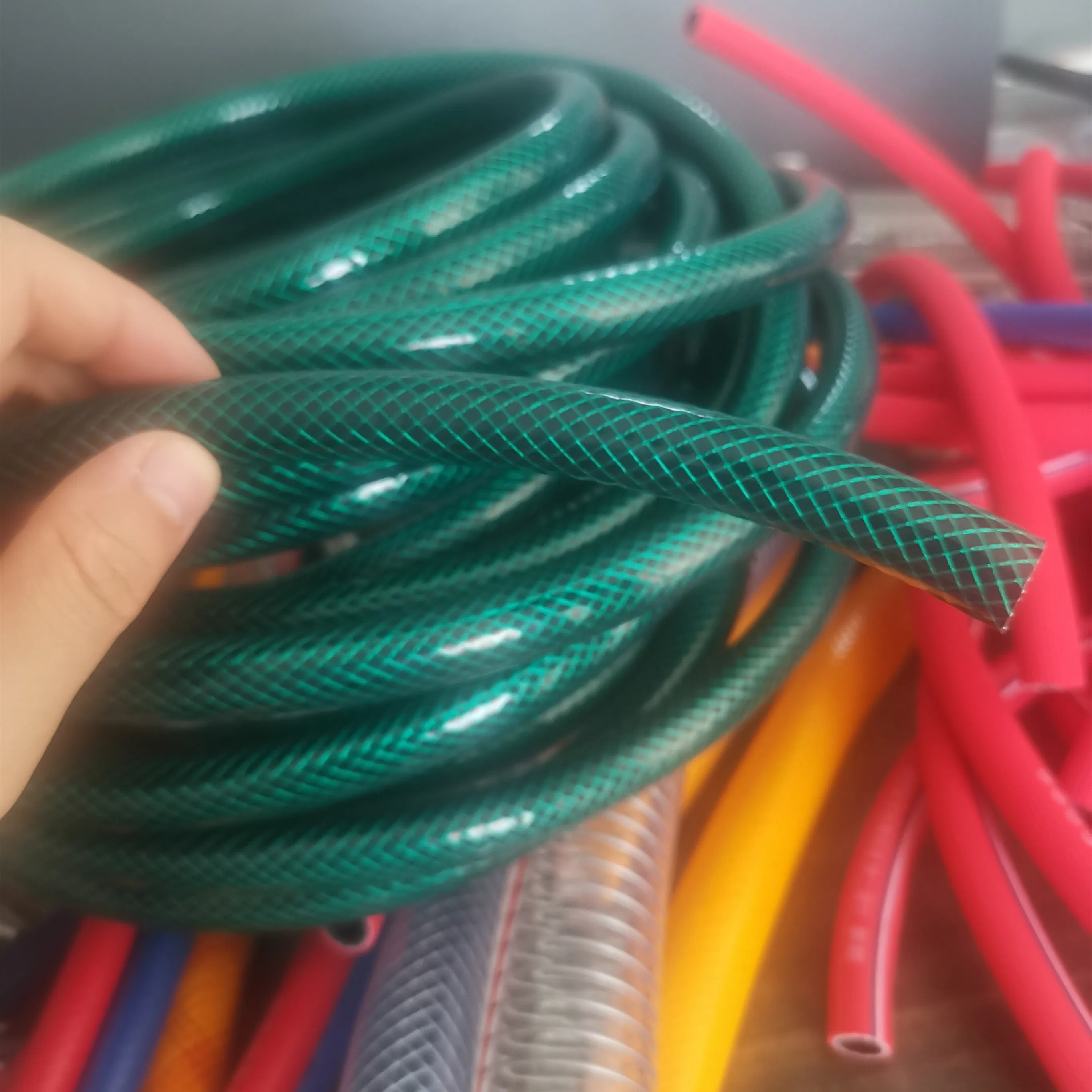 16mm green color garden hose car washing and garden irrigation Flexible Pvc And Rubber Garden Water Hose