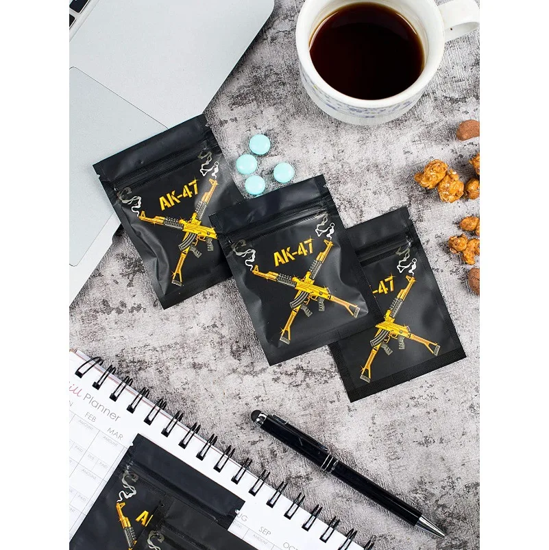 0.125 OZ Premium Edible Gummies Packaging Bags Resealable Smell Proof Mylar Bag 3.5g with Custom Printed