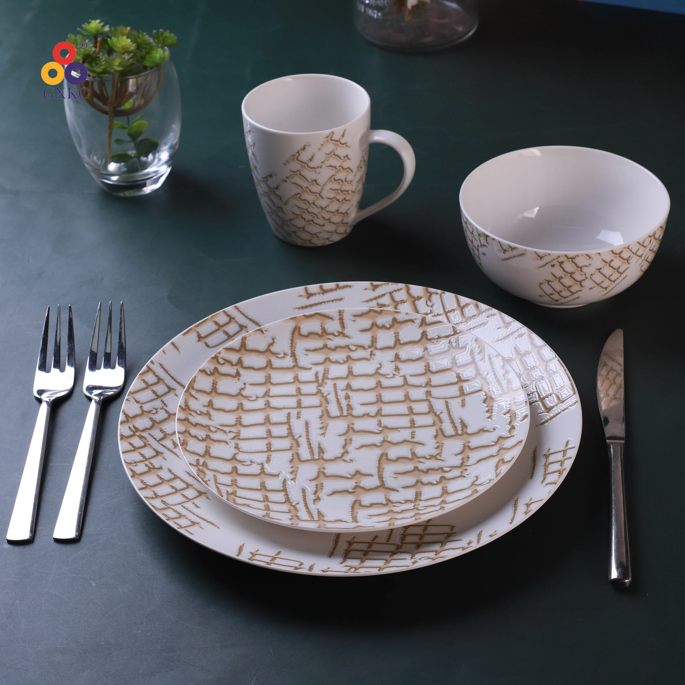 16 Pcs Lead And Cadmium Free Eco Friendly Porcelain New Bone China Dinnerware Sets Ceramic dinner set Classic Plates from china