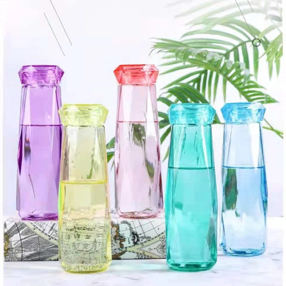 Crystal Infused Gem Water Bottle Wellness 500ml Glass Water Bottle Wholesale Coloured Stone Minimalist Glass Cup