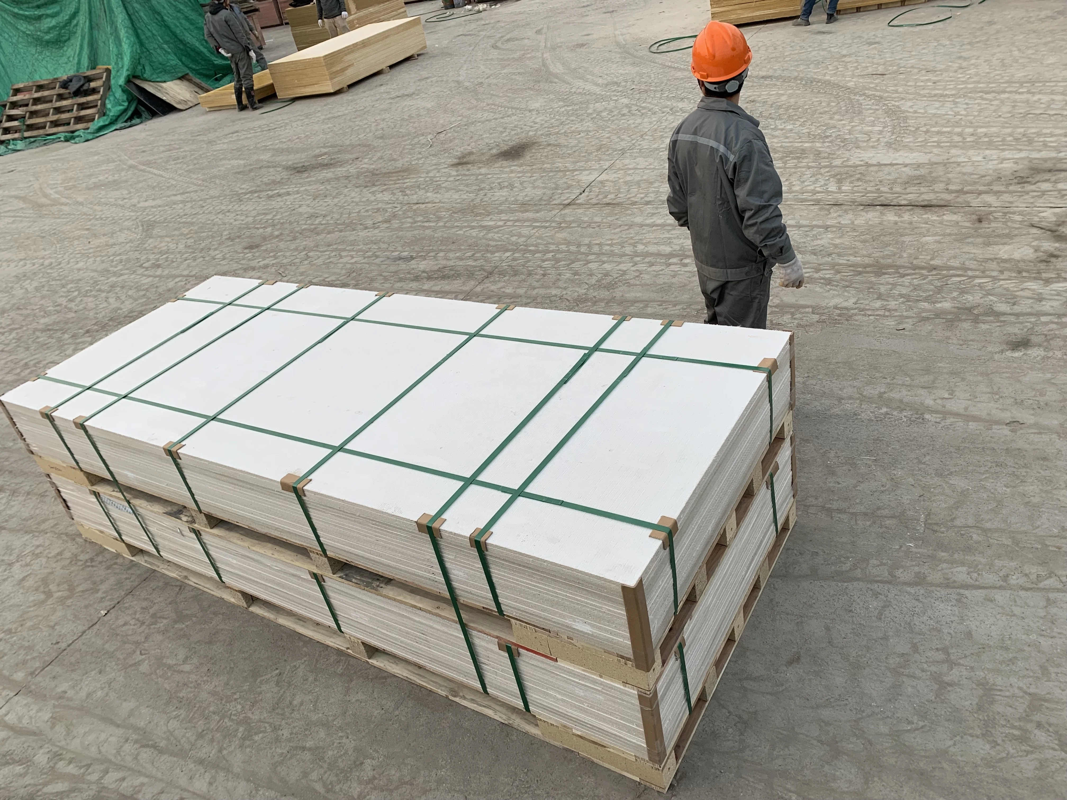 2025 Anti Halogenation No Crying Fireproof Magnesium Oxide Fire Rated MGSO4 MGO board 12mm with Factory Price