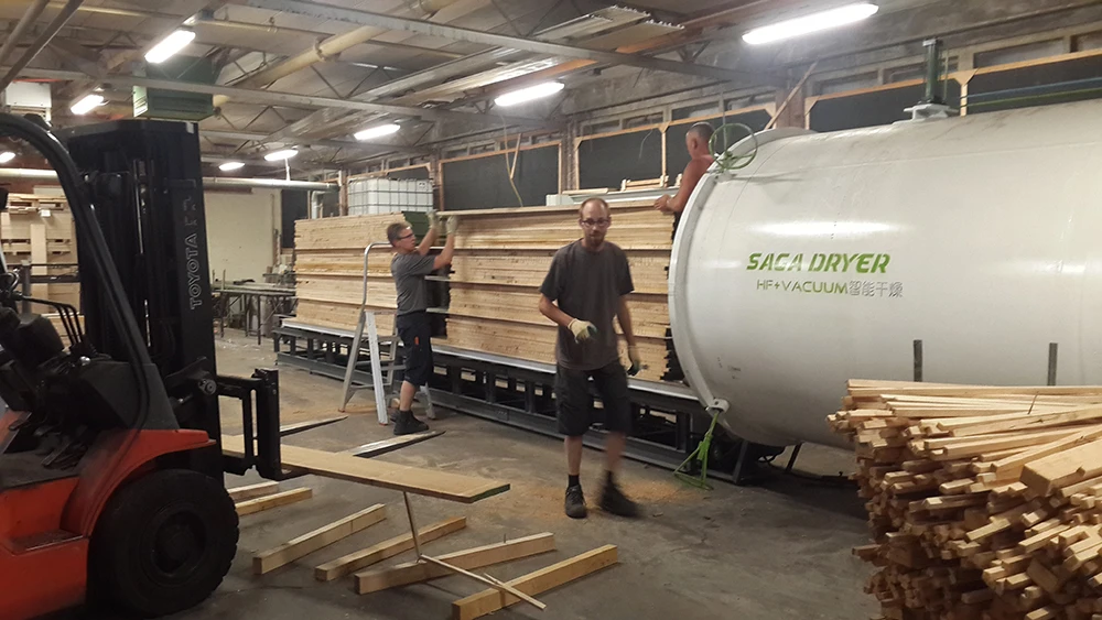 SAGA HFVD100-SA Microwave Vacuum Dryer for Wood  drying / wood vacuum dryer machines for sale