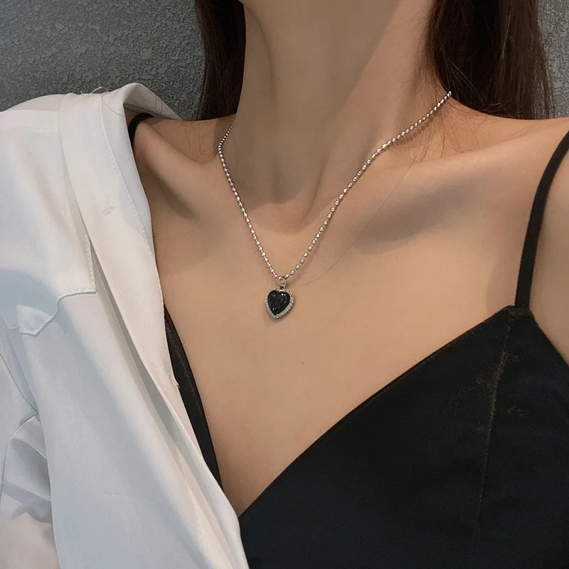 New Silver Titanium Steel Black Pendant Necklaces Hip Hop Clavicle Chain Jewelry Unique Heart Necklace