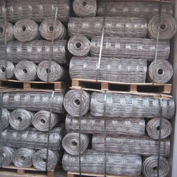 Cheap Deer Cattle Fence Netting Sheep Hog Wire Mesh Fencing / Galvanized Grassland Farm Field Mesh Roll Fence On Sale
