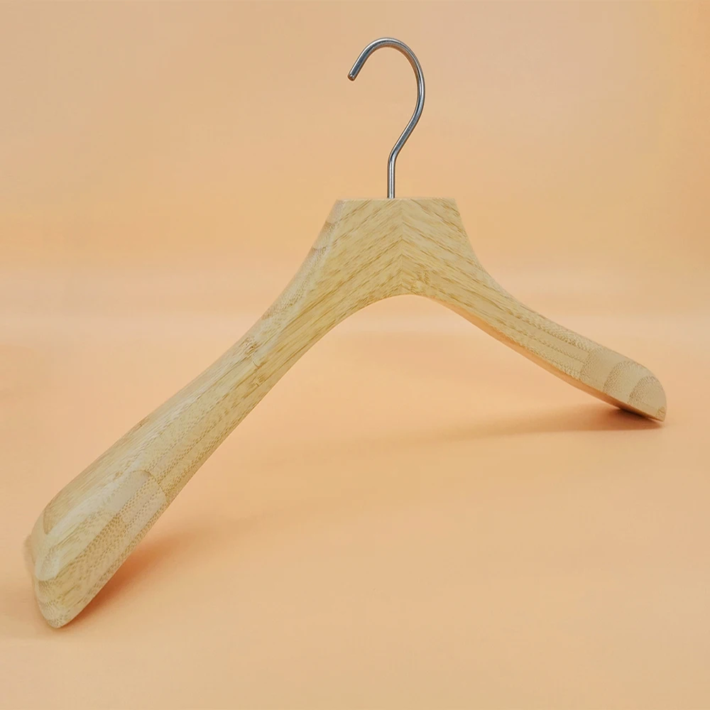 Wholesale  custom High Quality luxury natural  Eco-friendly bamboo clothes hangers for clothing shop Wardrobe