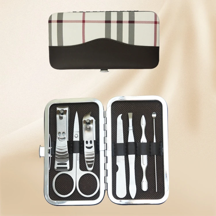 WELLFLYER Wholesale Personalized Pattern Pouch Professional 7pcs Pedicure and Manicure Beauty Set Nail Care Kit for Gift