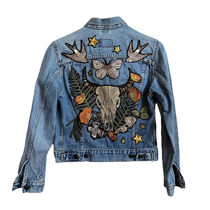 Custom Woven Wholesale Embroidered Patches clothes Woven Sequin Patch 3D Logo Sew Iron Clothing Embroidered Badge